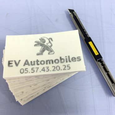 Impression de signature adhésives pour PEUGEOT EV
