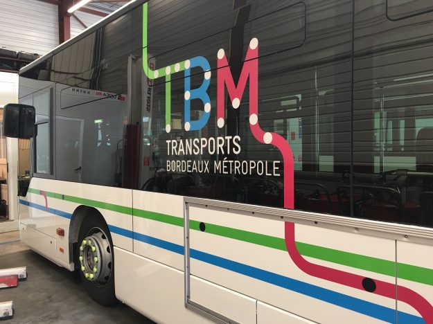 Stickage TBM Bus
