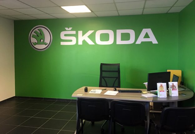 Marquage Mural Vinyl Adhésif SKODA