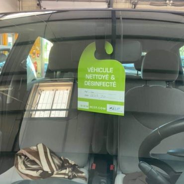 MJ2P - COVID - accroche rétroviseur in situ