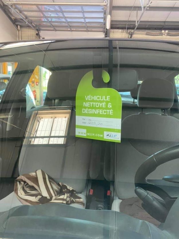 MJ2P - COVID - accroche rétroviseur in situ